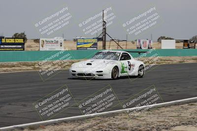 media/Jun-01-2025-CalClub SCCA (Sun) [[eae223c5dd]]/Group 6/Race (Front Straight)/